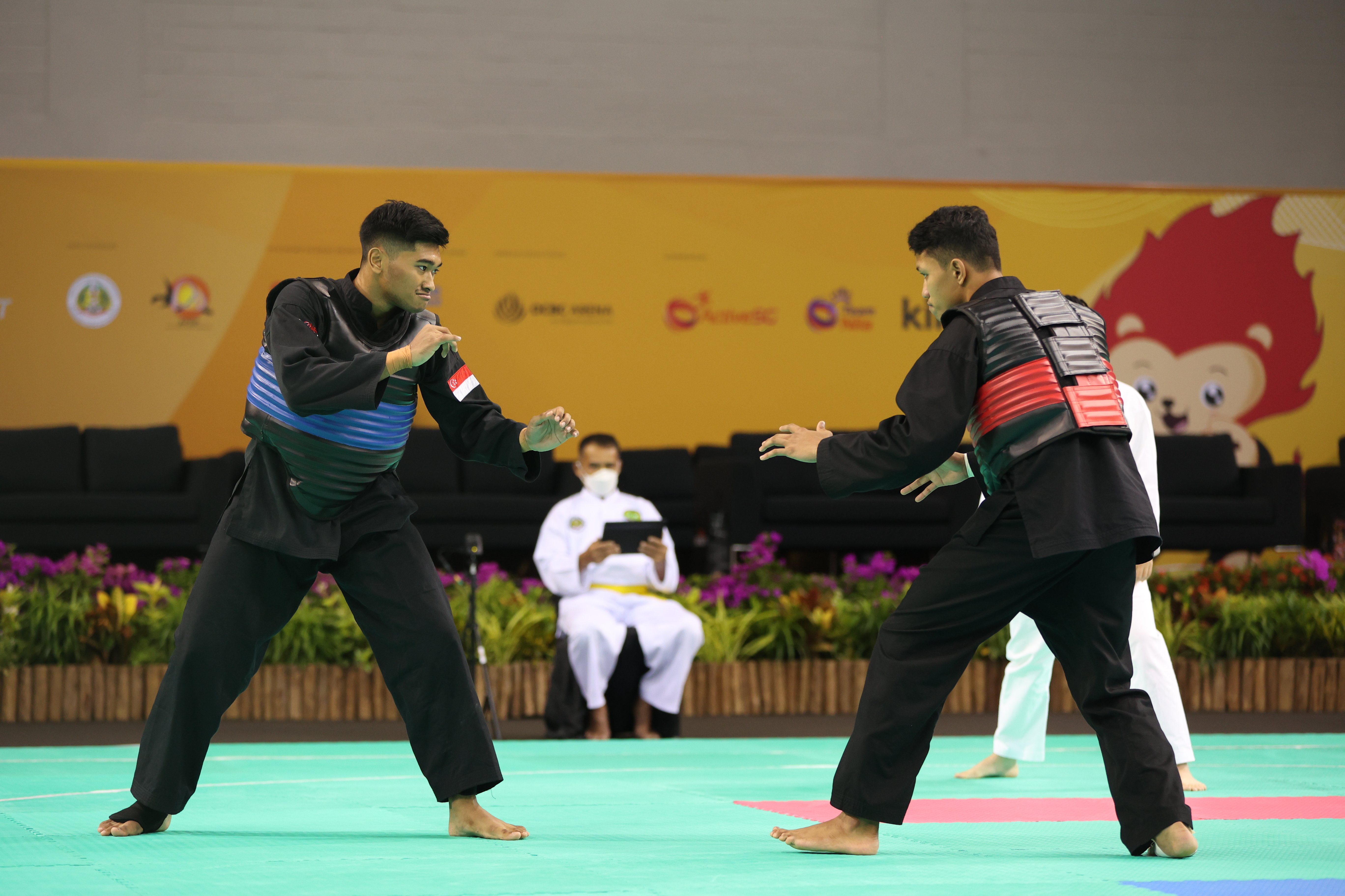 20220225_Abdul Raazaq Bin Abdul Rashid (Singapore, left) vs Siriphon Khongkaewkhluean (Thailand, right)