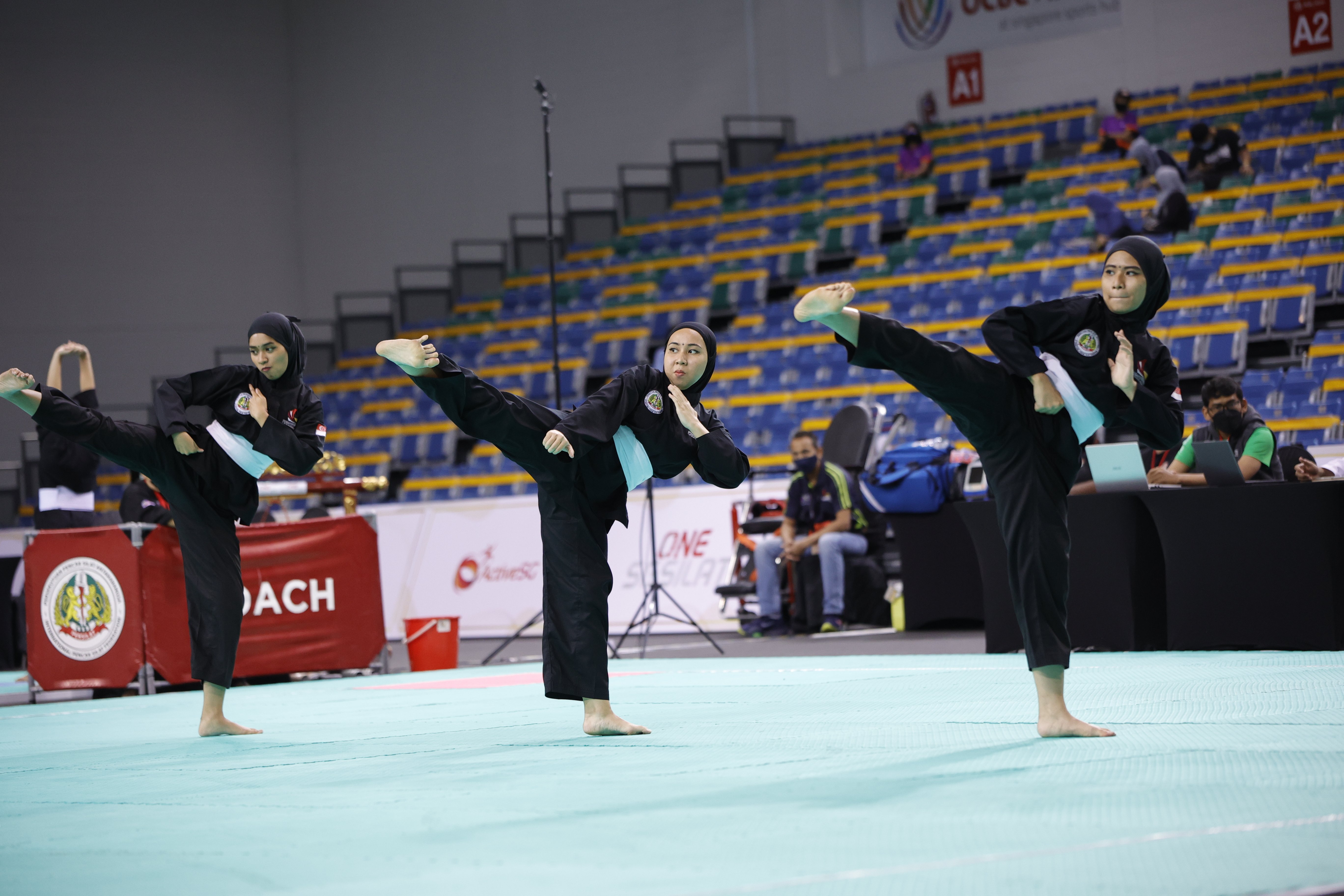 20220226_(L-R) Iffah Batrisyia Binte Noh, Nur Ashikin Binte Zulkifli, Amirah Binte Sahrin (Singapore)_Photo credit to Singapore Silat Federation