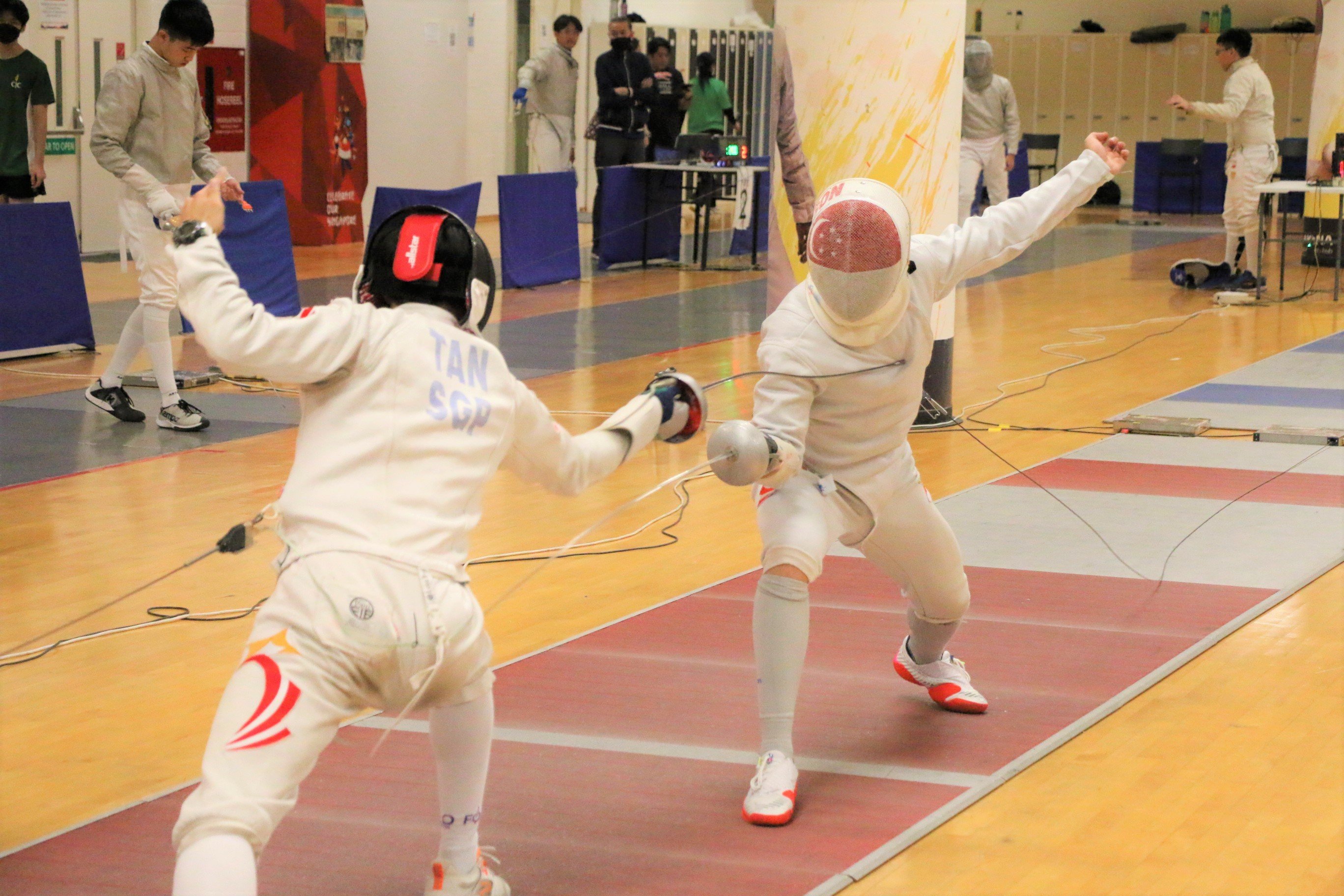 2023-04-20_NSG Fencing Mens Epee Div A_Photo by Anbumani(20)_ROBSON SAMUEL vs TAN YUN KAI (Final)