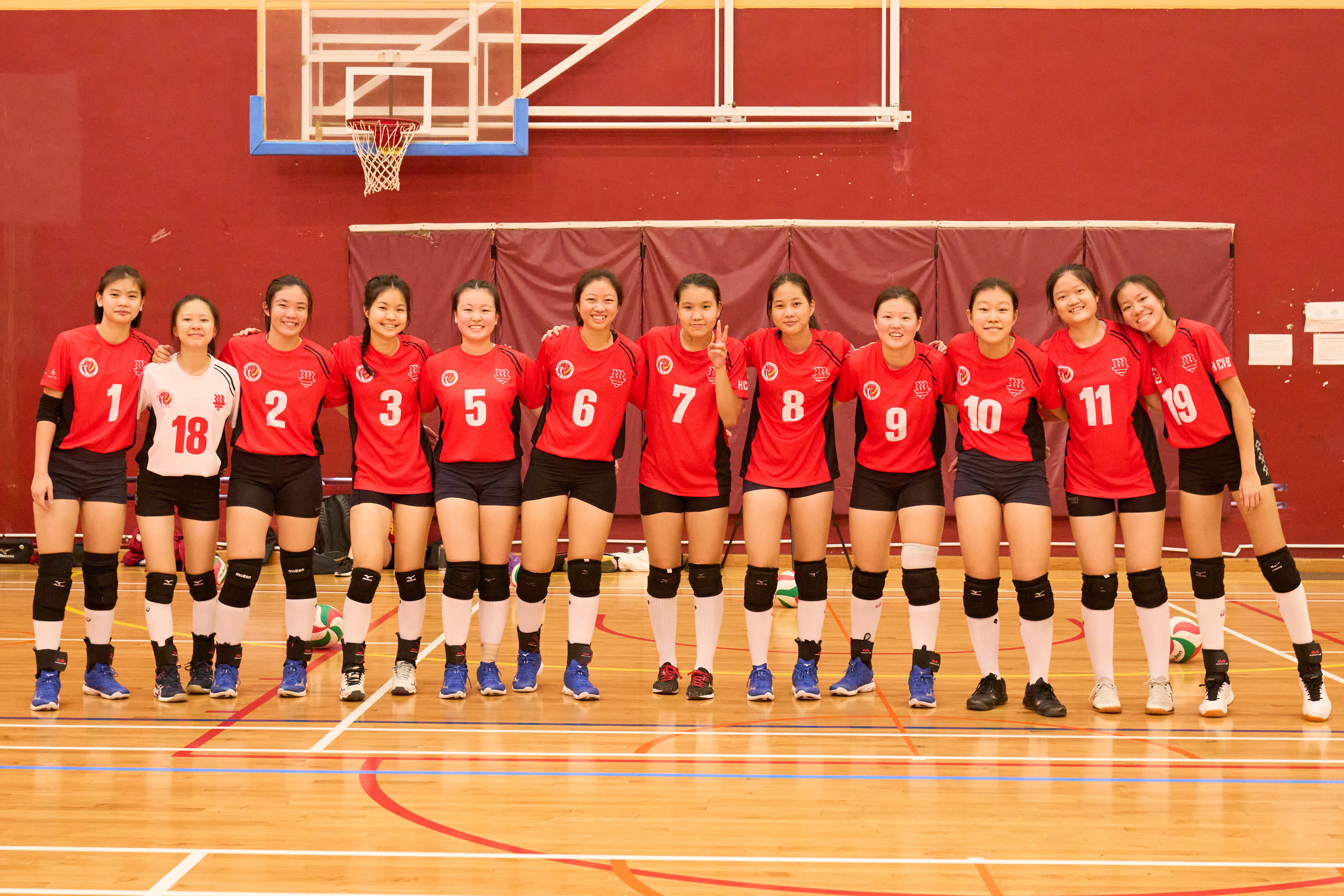 2022-05-06 Volleyball A Div Girls HCI vs ASRJC  HCI Team, HCI won the match 3-0, 25-17 25- 7 25-21  Photo by Eric Koh DSC09406