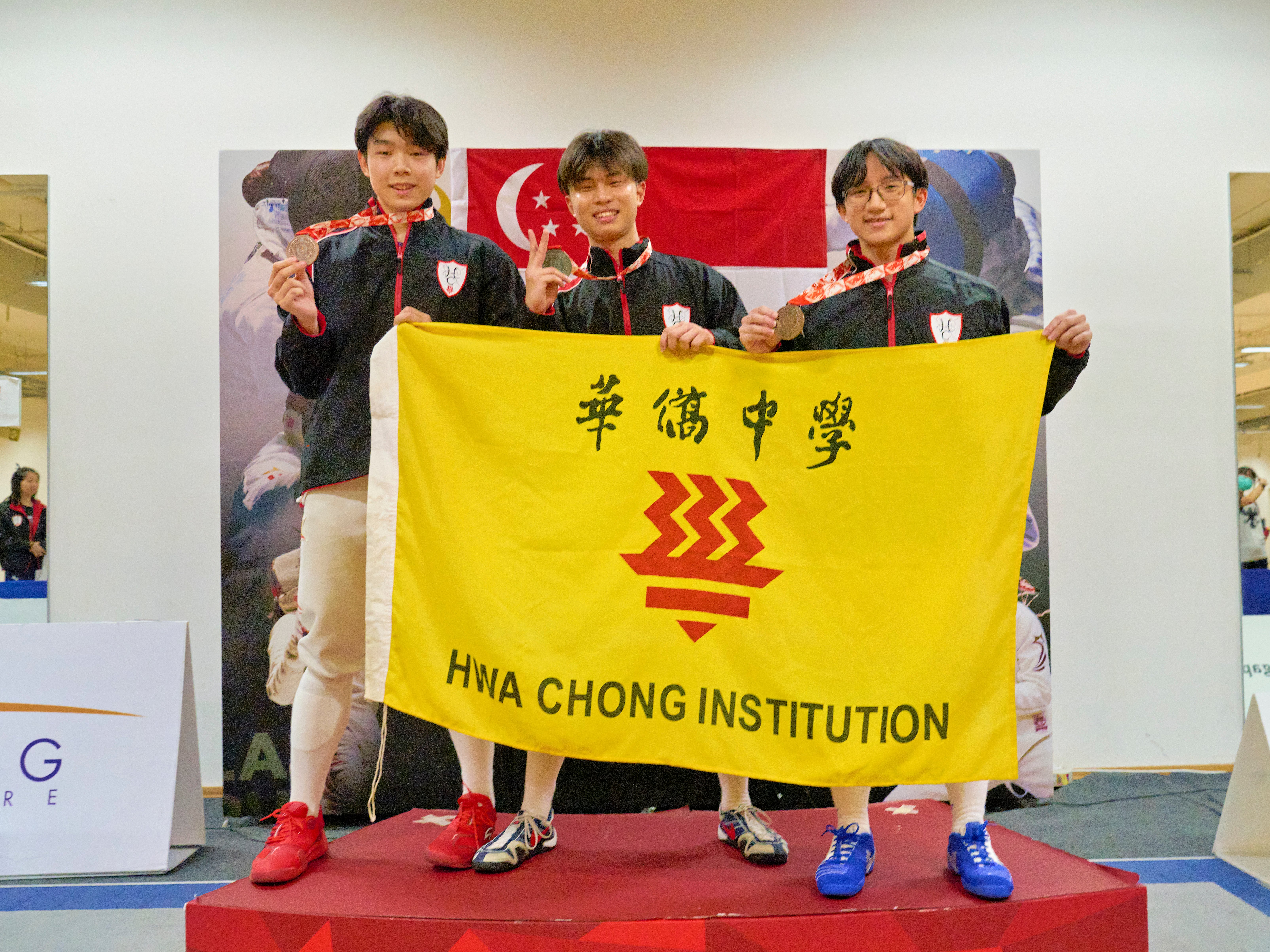 2023_04_20 Fencing Sabre A Div Boys Photo by Eric Koh, Fencers from HCI Toh Hong Rui,Ryan 4th(L), Tan Qi Yuan Ivan 2nd(C),Tan You Wen 3rd(R) DSC09664