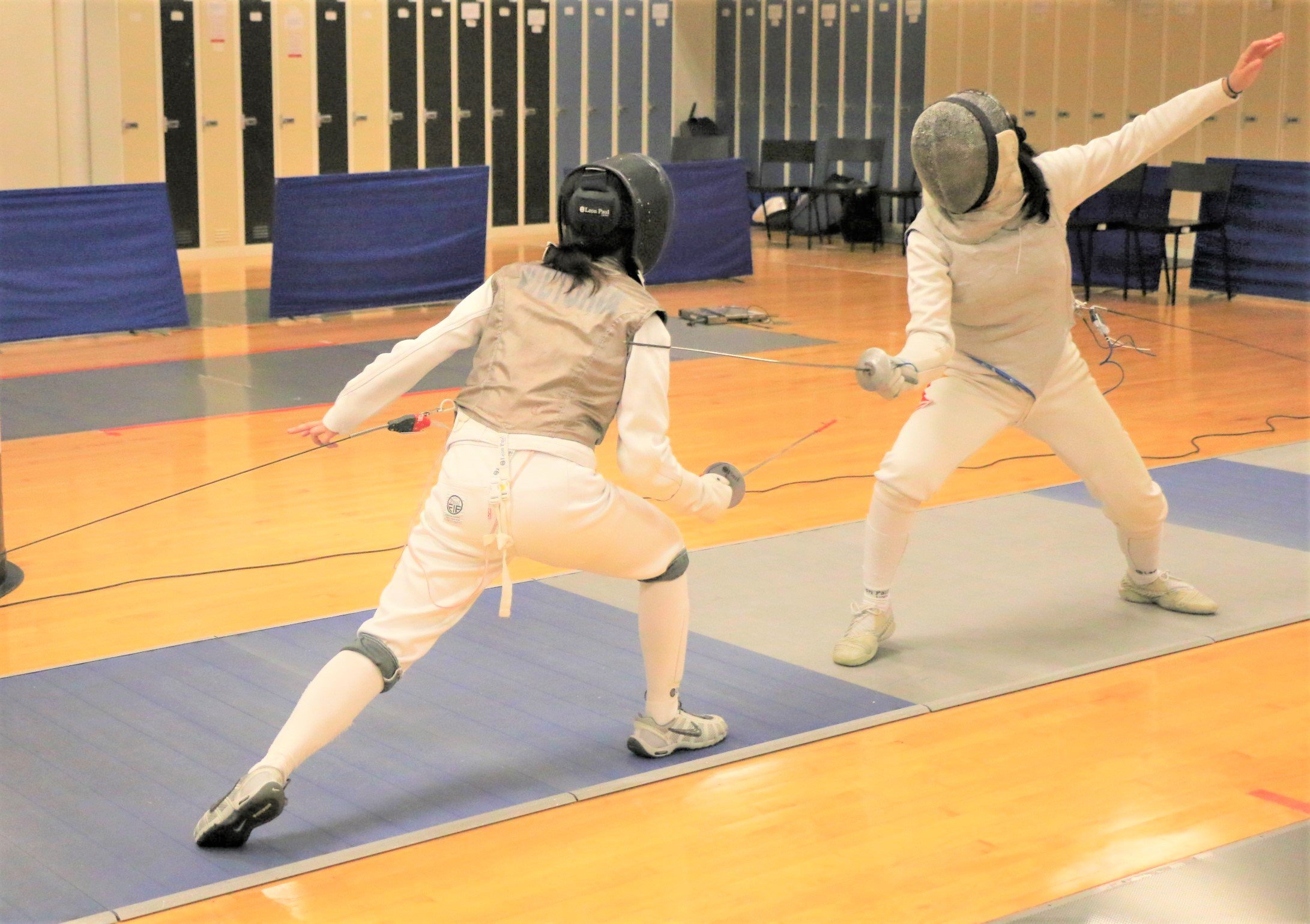 2023-04-20_NSG Fencing Womens Foil Div A_Photo by Anbumani(14)_LIA SWEE vs CHEW KAI YI VICTORIA (Semi)