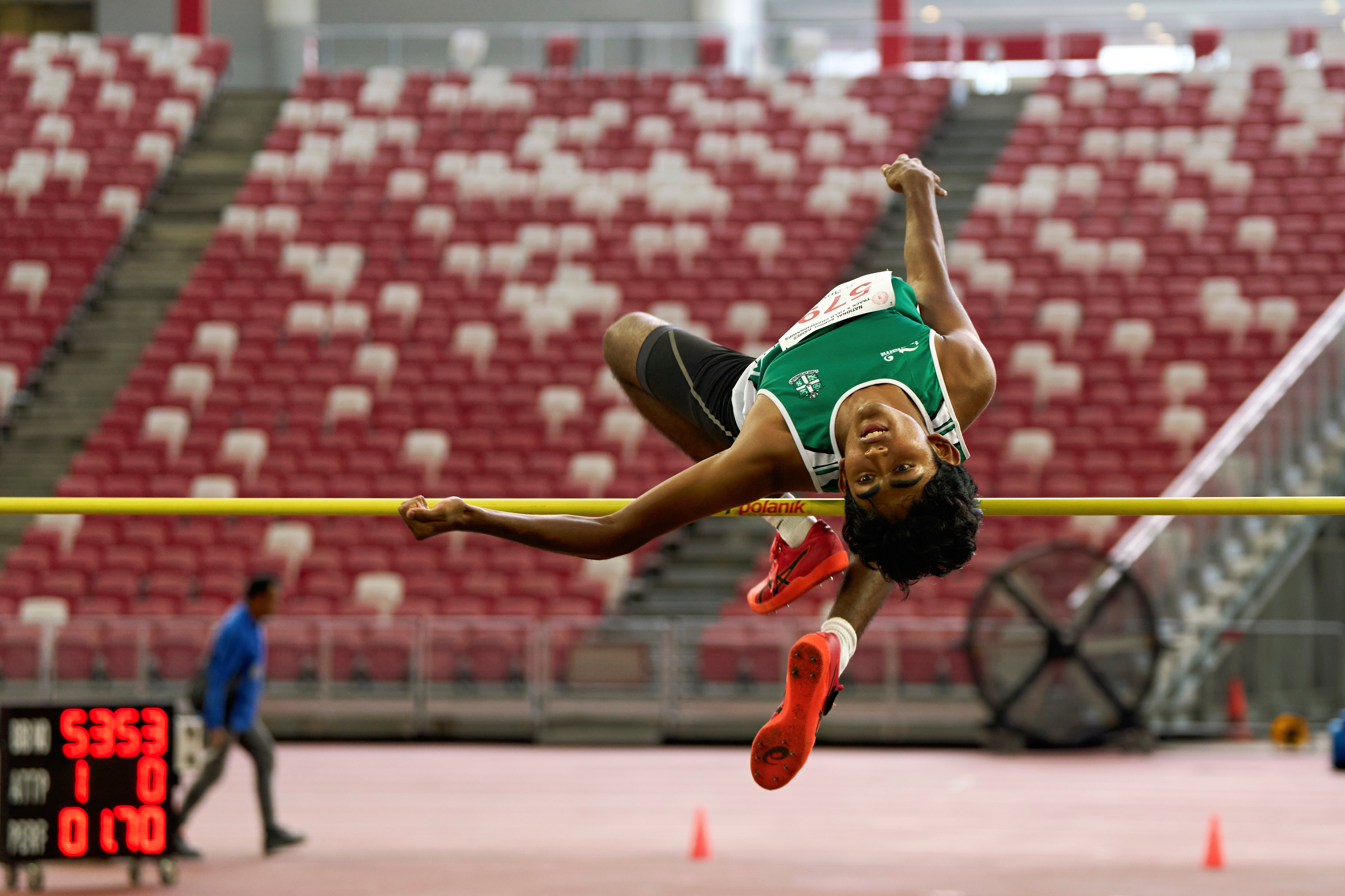 2023-04-28 NSG T&F Championships Photo by Eric Koh, Aryan Mehta (SJI Int) attempts 1.7M DSC06604